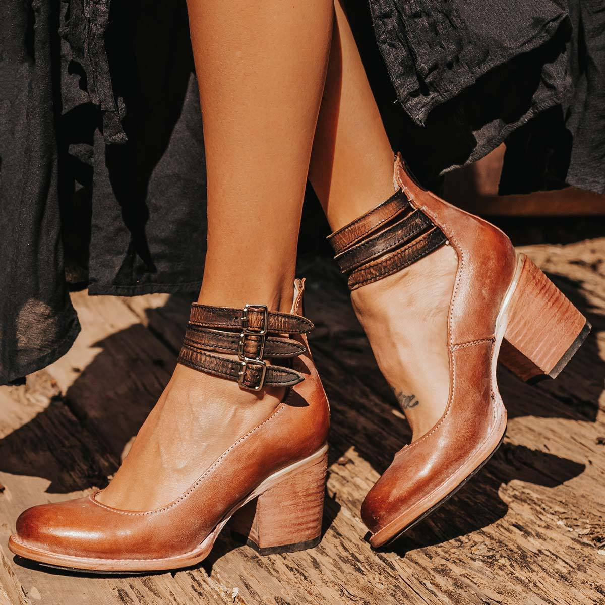 Elsa | Tacones de Cuero Vintage con Correa