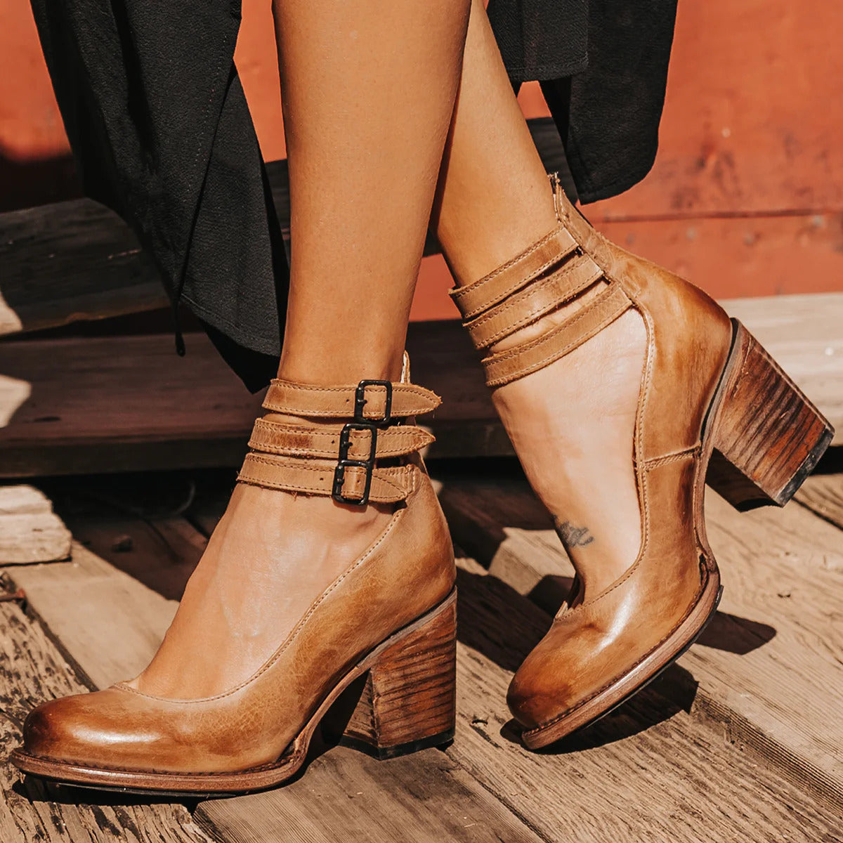 Elsa | Tacones de Cuero Vintage con Correa