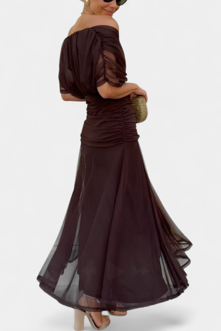 Vestido Elegante con Escote en V