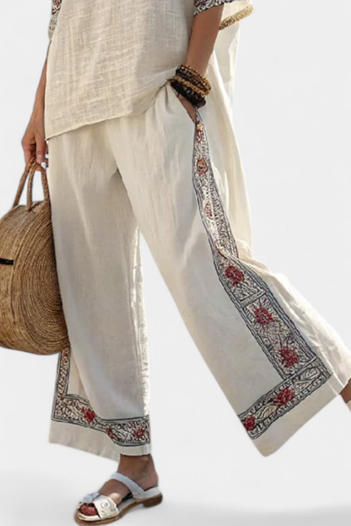 Tameric | Blusa Cruda Bordada Sofisticada y Pantalones Anchos