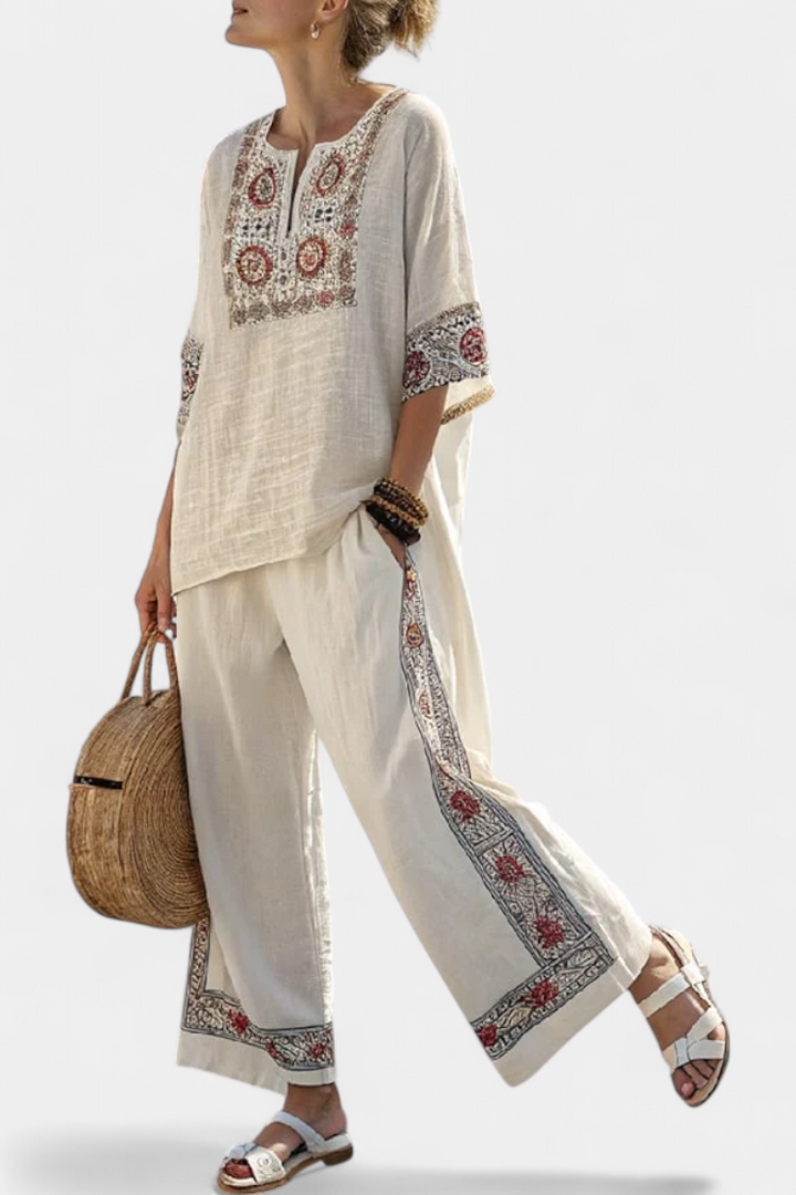 Tameric | Blusa Cruda Bordada Sofisticada y Pantalones Anchos