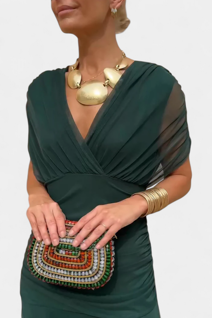 Vestido Elegante con Escote en V